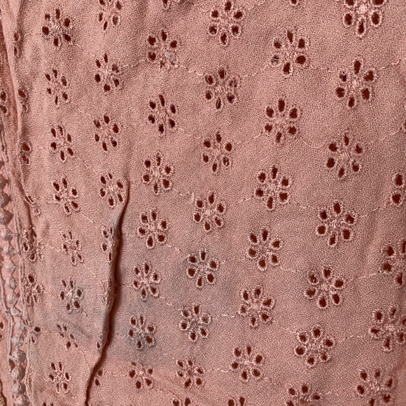 Capri Kaftan in all over eyelet - Picture 6 of 6